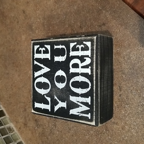 🔴SALE Love You More wooden plaque - Picture 2 of 7